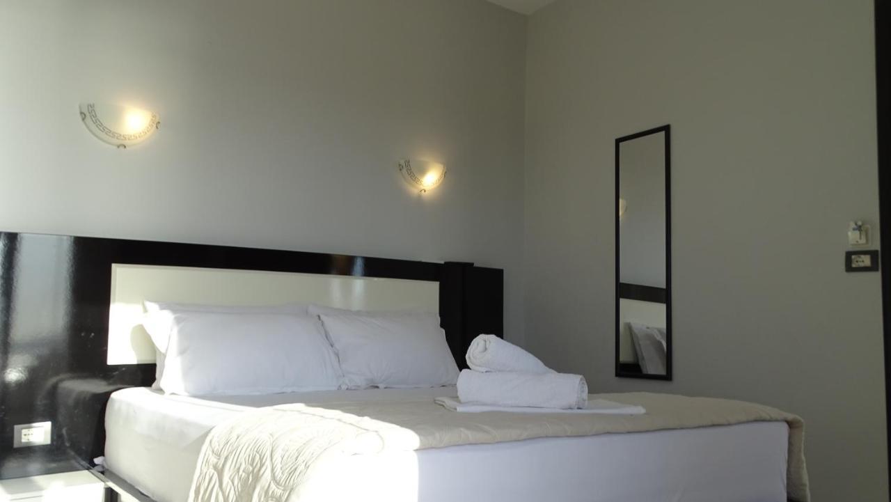 Hotel Ardiani Ksamil Exteriér fotografie