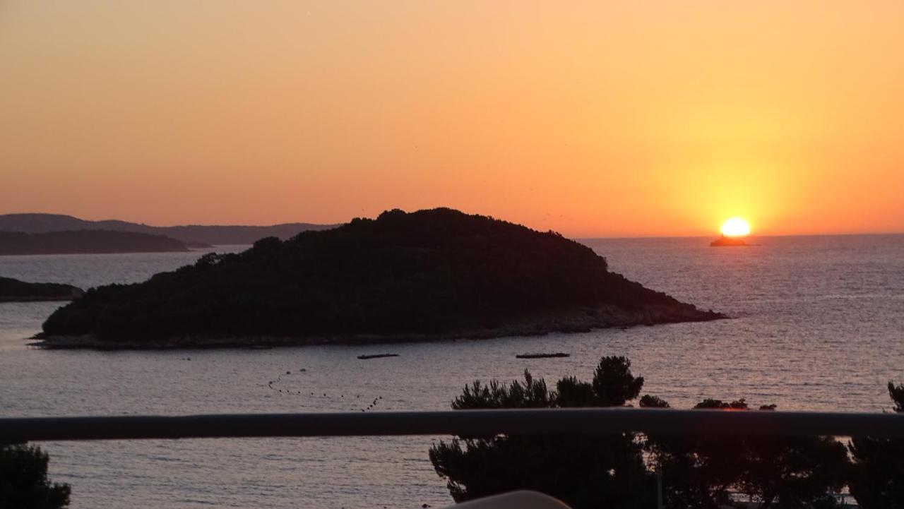 Hotel Ardiani Ksamil Exteriér fotografie
